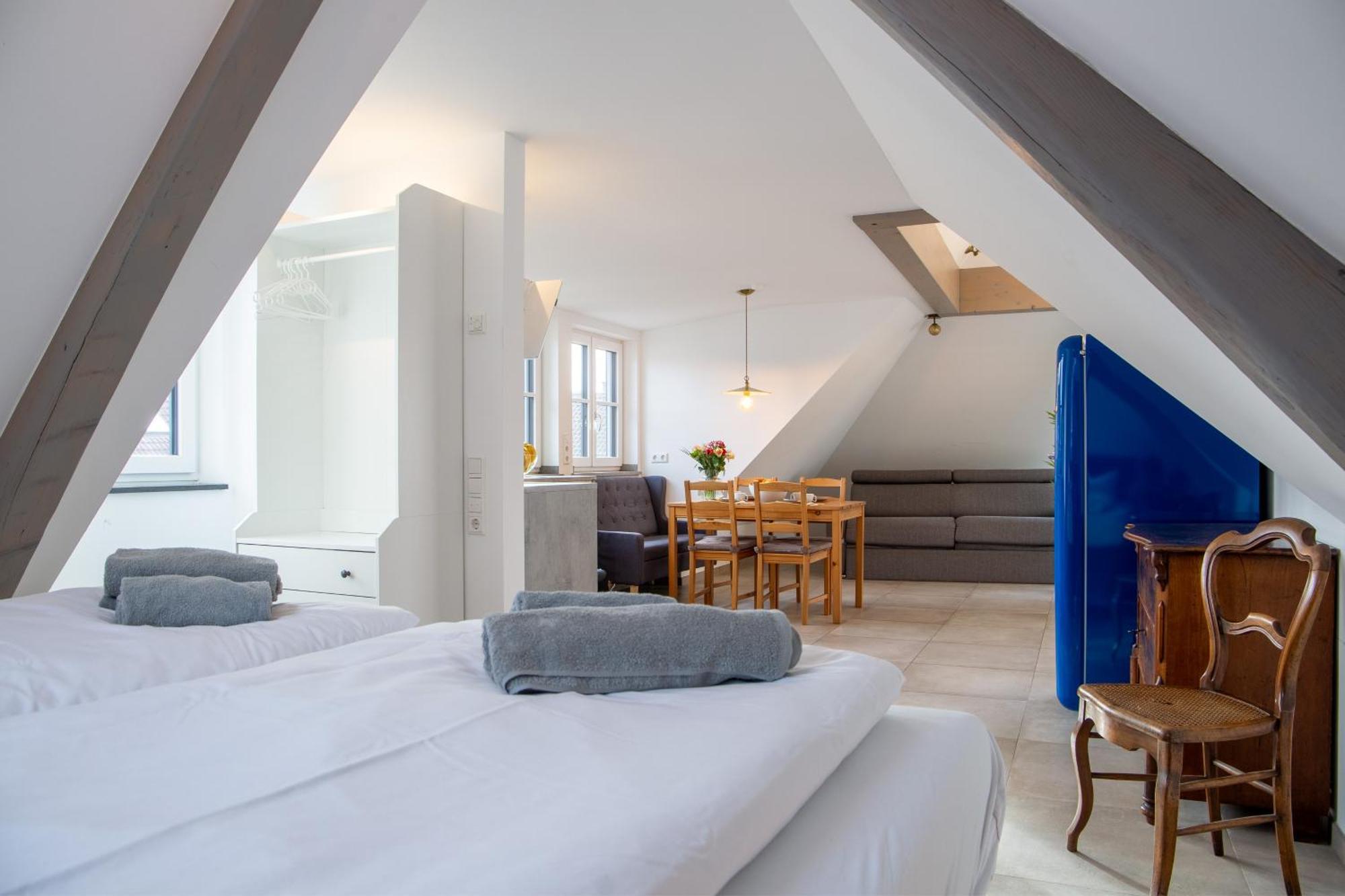 Living Timeless - Apartments Zum Roten Lamm, Zentrale Lage In Bad Krozingen In Der Fussgaengerzone Am Kurpark Und Vita Classica ภายนอก รูปภาพ